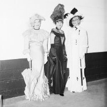 A2013.012.10201 - I.O.D.E. Portraits of the Past 1967